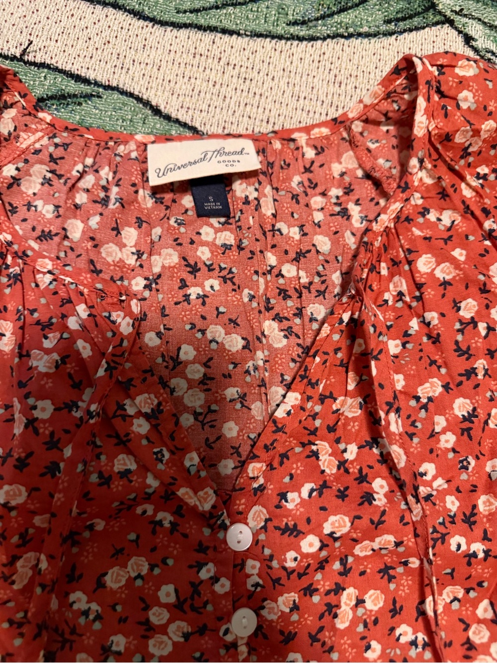 Universal Thread Red Floral Button-Front Blouse - Picture 2 of 2